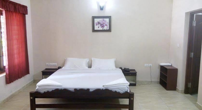 Peter'S Coffee Creek Nature Resort Meppādi Екстериор снимка